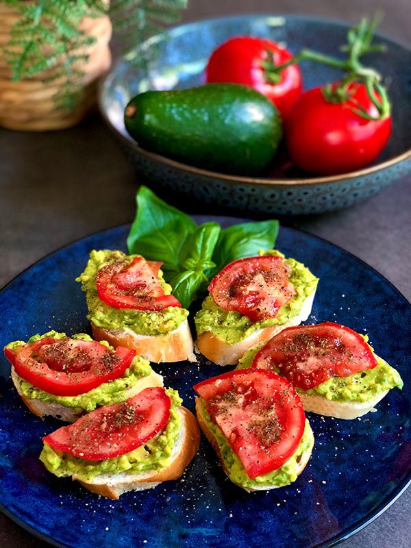 Wild Hibiscus Flower Salt | Gingle Bells Gin